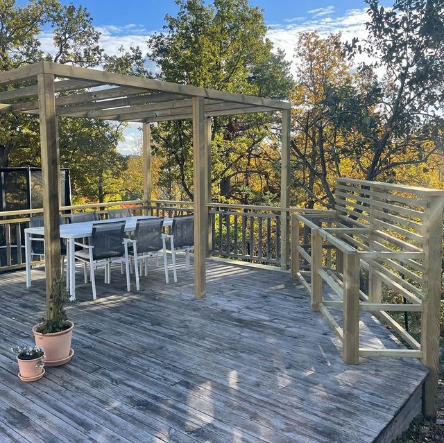 Pergola & Utekök i södra Lännersta